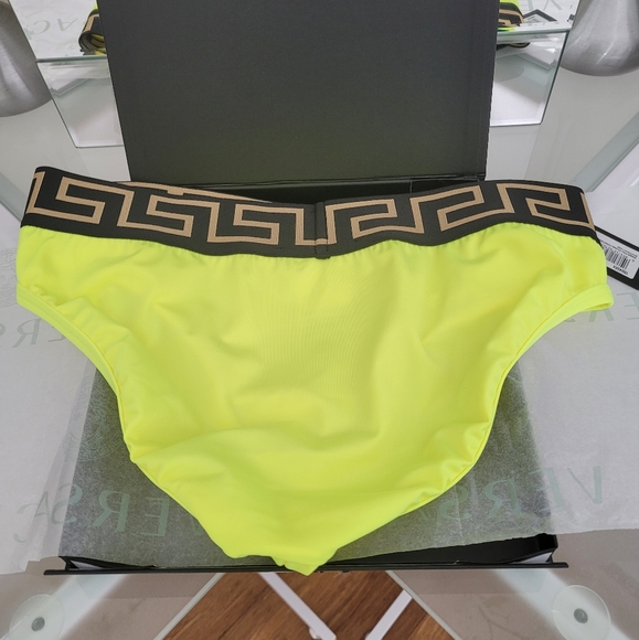 VERSACE MEN'S GRECA BORDER SWIM BRIEFS IT 4 NEW WITH TAGS - Picture 6 of 8
